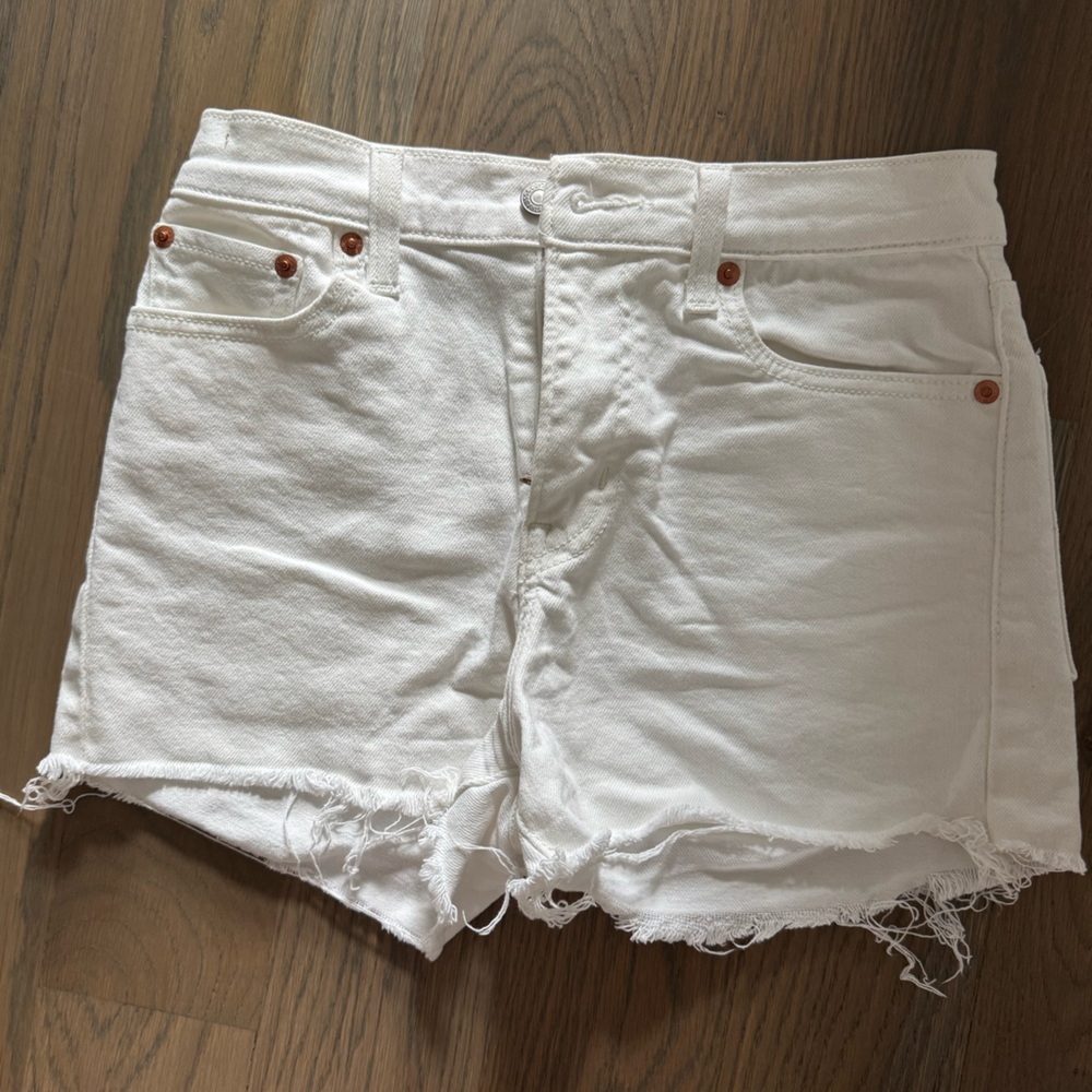 Levi's White Jean Shorts Casual Summer Essential